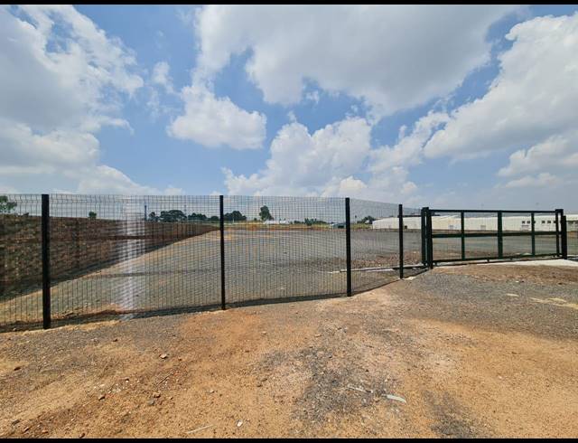 12,082M² VACANT LAND TO LET IN DENVER